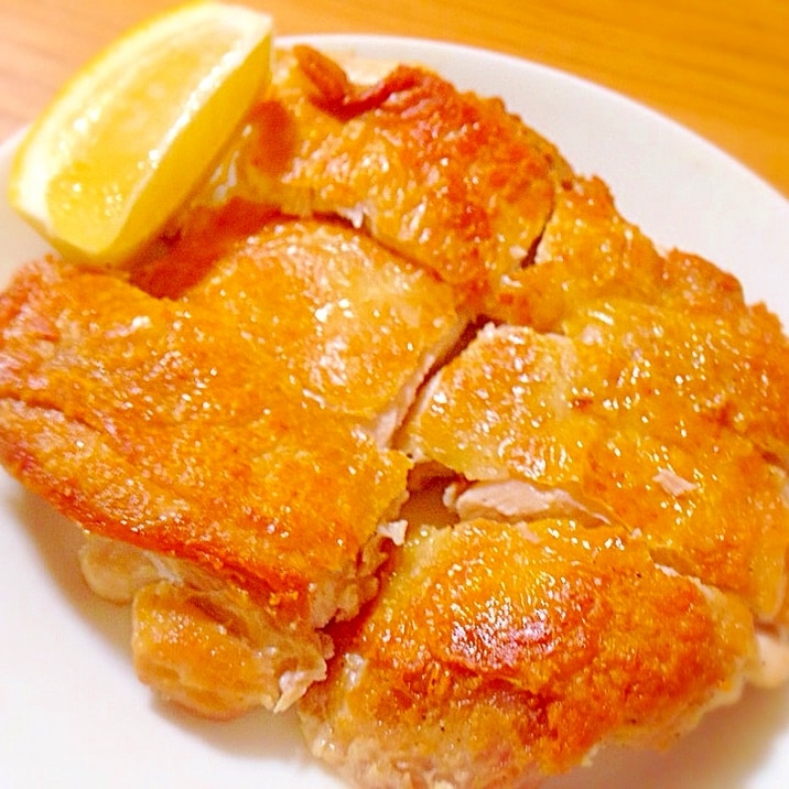 パリパリ チキンステーキ ガーリックバタ醤油ソース レシピ 作り方 By キリンu 楽天レシピ